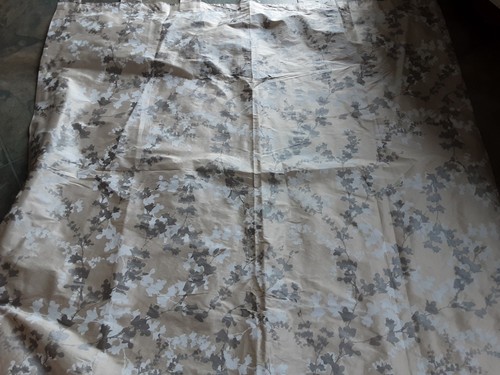 Pair curtains made with - of,