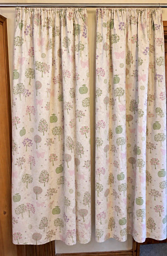 Laura ashley esme design - laura,